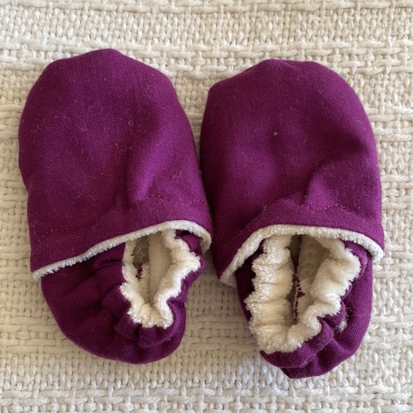 Newborn baby booties shoes - Picture 6 of 7